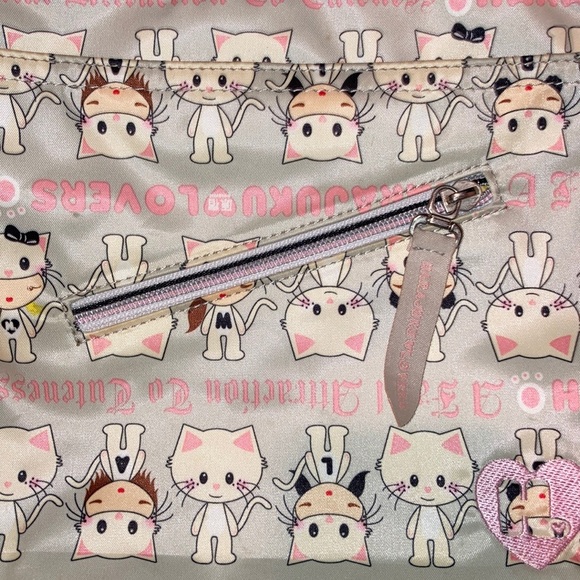 Harajuku Lovers Cat Crossbody Bag - Picture 2 of 6